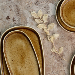 PLAT OVALE STACK 34CM EN PORCELAINE MARRON