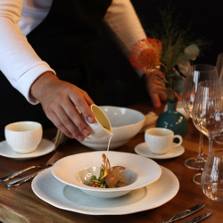 ASSIETTE PLATE URUS 28.5CM EN PORCELAINE BLEU ET BLANC