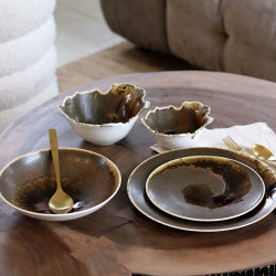 ASSIETTE CREUSE SATURNE 21CM EN PORCELAINE MARRON