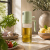 PULVERISATEUR D'HUILE 25CL EN VERRE ET PLASTIQUE VERT CELADON