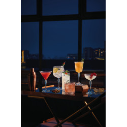 VERRE A PIED COCKTAIL...
