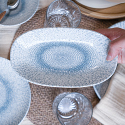 ASSIETTE OVALE AQUA 23.5X13.5CM EN PORCELAINE BLANC ET BLEU