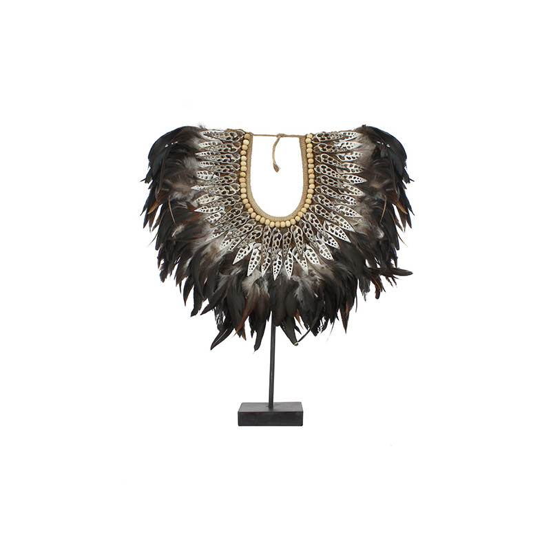 COLLIER NOIR EN PLUMES ET COQUILLAGES NOIRS 40X10X45 CM PAPUA