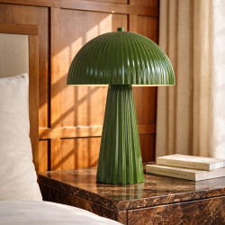 LAMPE À POSER EN MÉTAL STRIÉ OLIVE BRILLANT 25X25X36CM THALIA