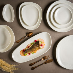 ASSIETTE RECTANGULAIRE VAGO RADIX 36CM EN PORCELAINE